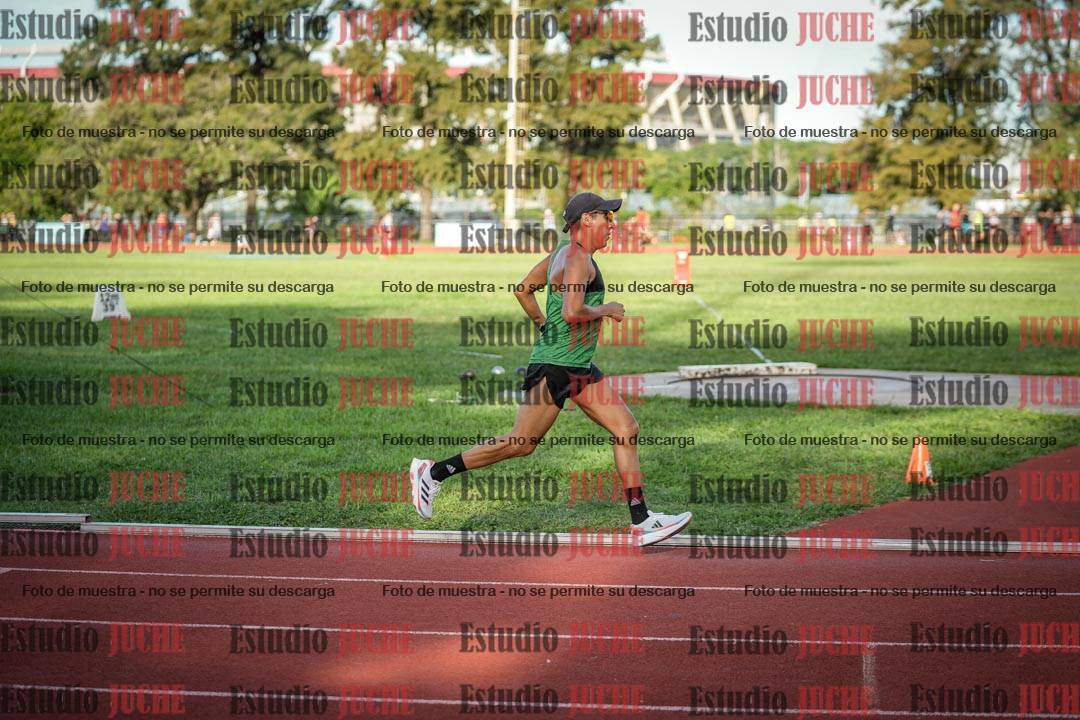 Fotos de los 1500 m llanos de varones