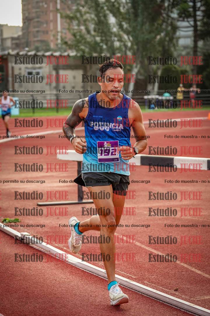 Fotos de los 3000 m llanos de varones