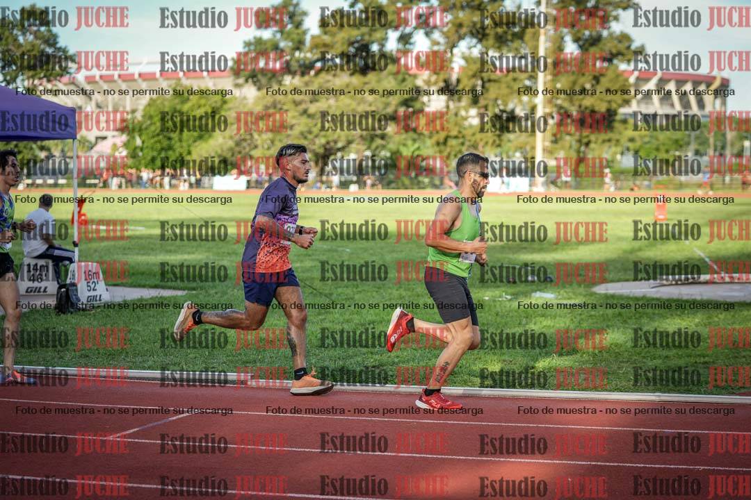 Fotos de los 1500 m llanos de varones