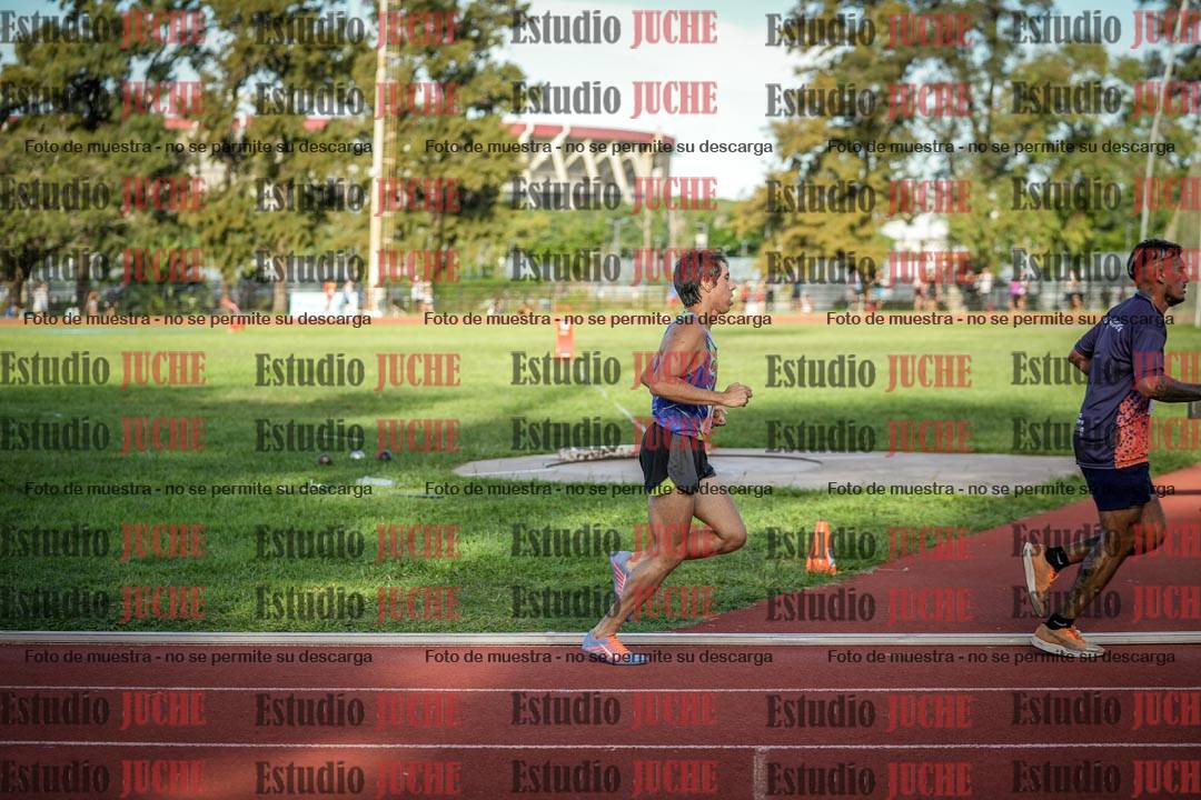 Fotos de los 1500 m llanos de varones