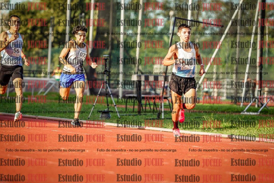 Fotos de los 1500 m llanos de varones
