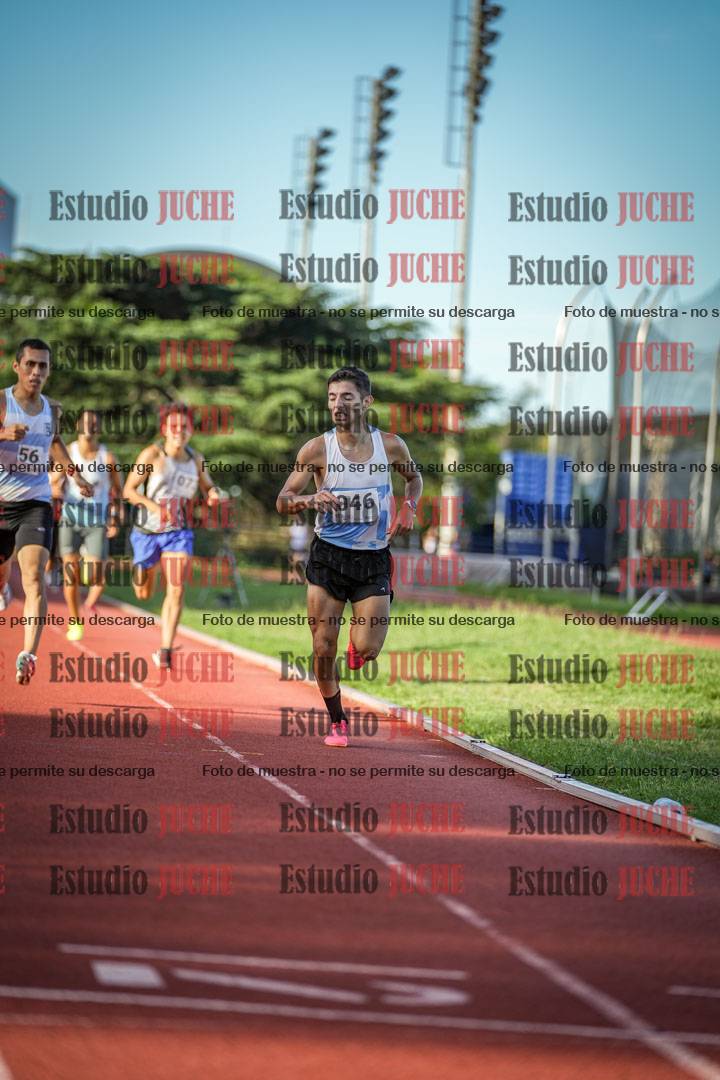 Fotos de los 1500 m llanos de varones