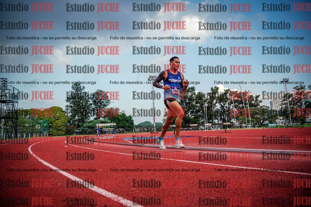 Fotos de los 3000 m llanos de varones