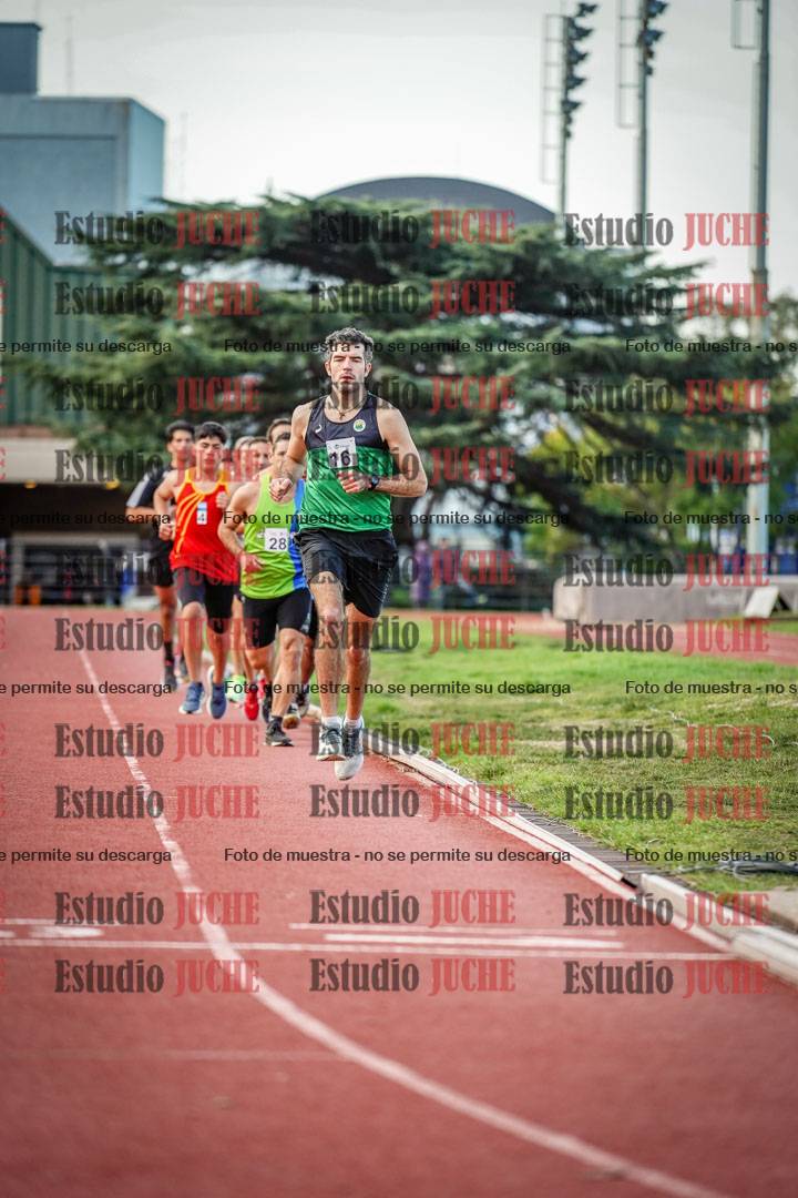 Fotos de los 3000 m llanos de varones