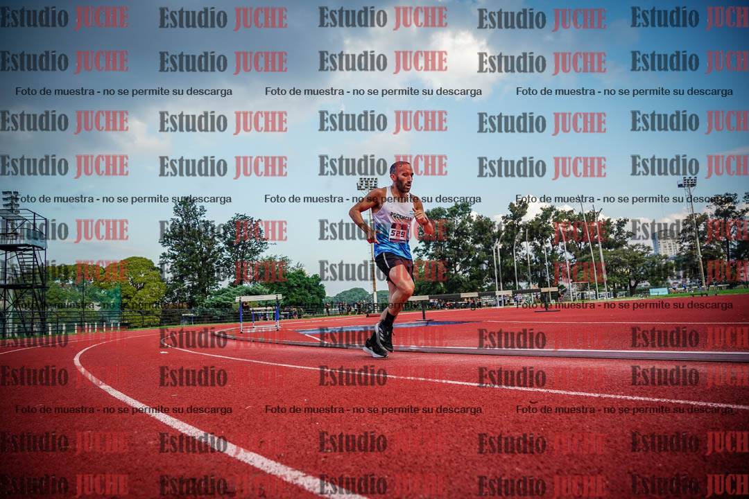 Fotos de los 3000 m llanos de varones