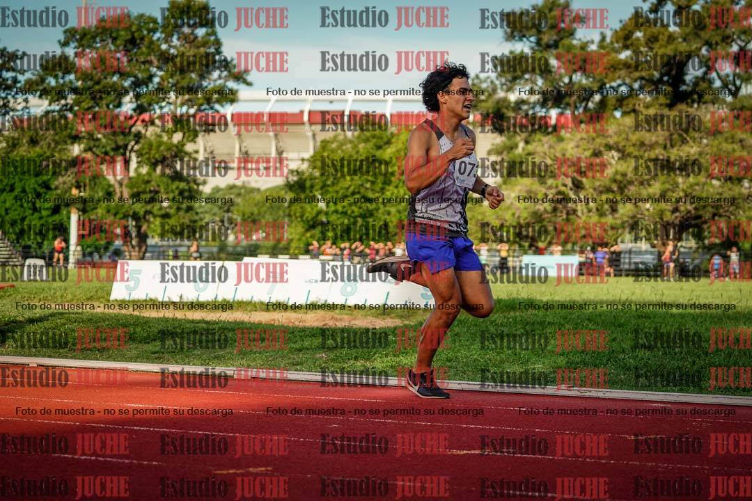 Fotos de los 1500 m llanos de varones