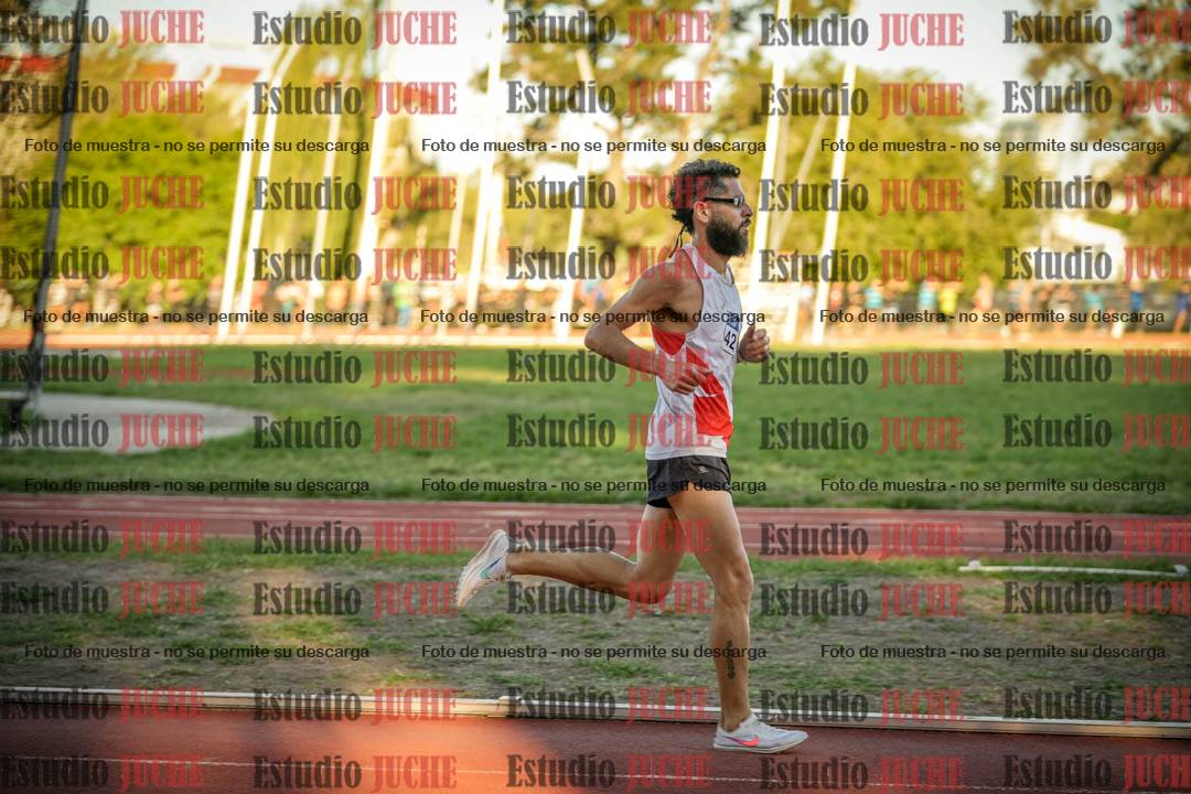 Fotos de los 3000 m llanos de varones