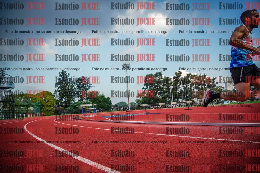 Fotos de los 3000 m llanos de varones