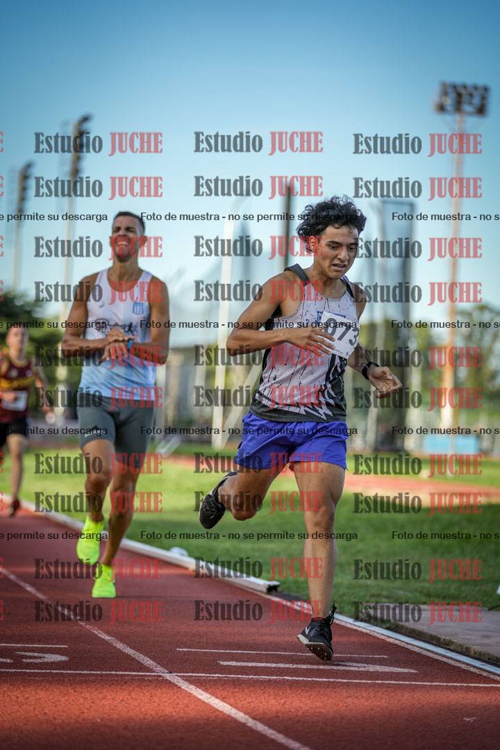 Fotos de los 1500 m llanos de varones