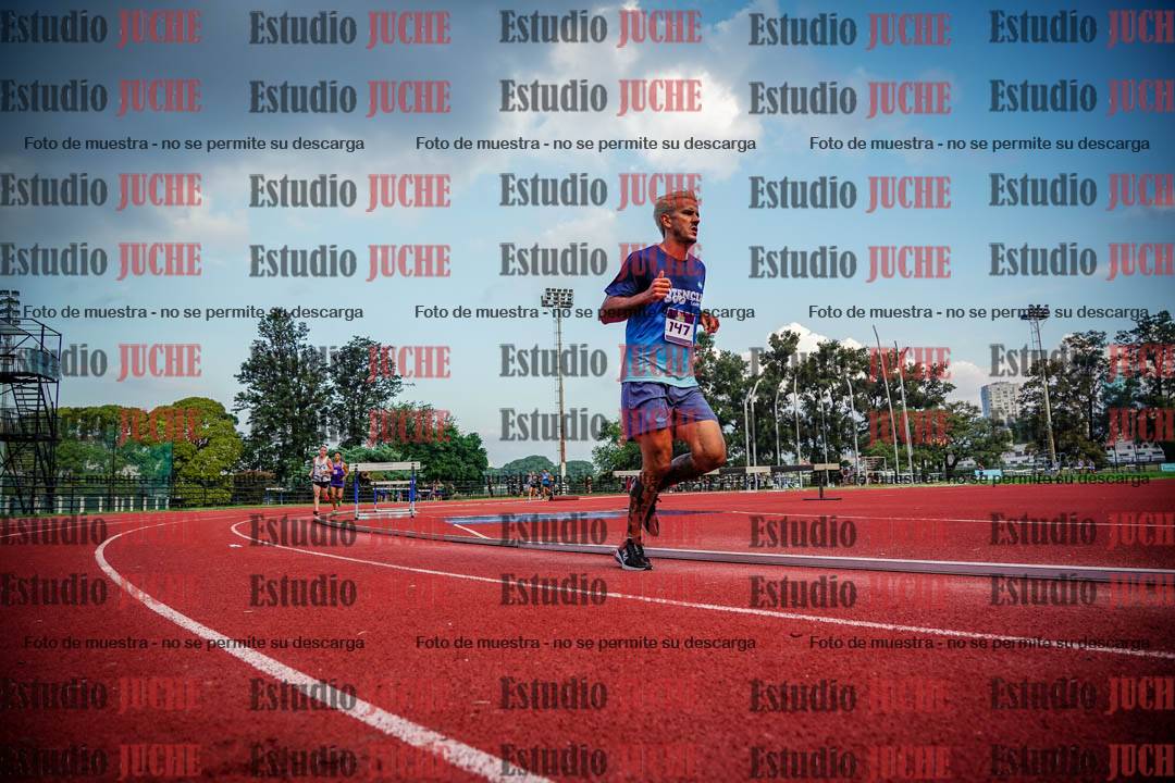 Fotos de los 3000 m llanos de varones