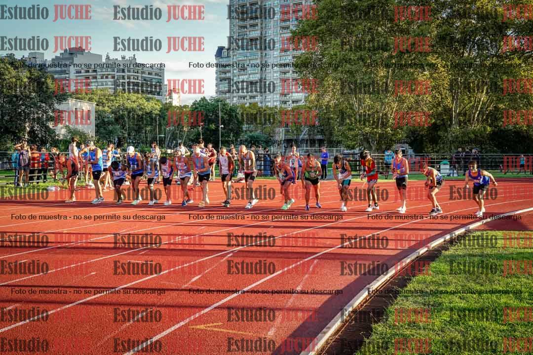Fotos de los 1500 m llanos de varones