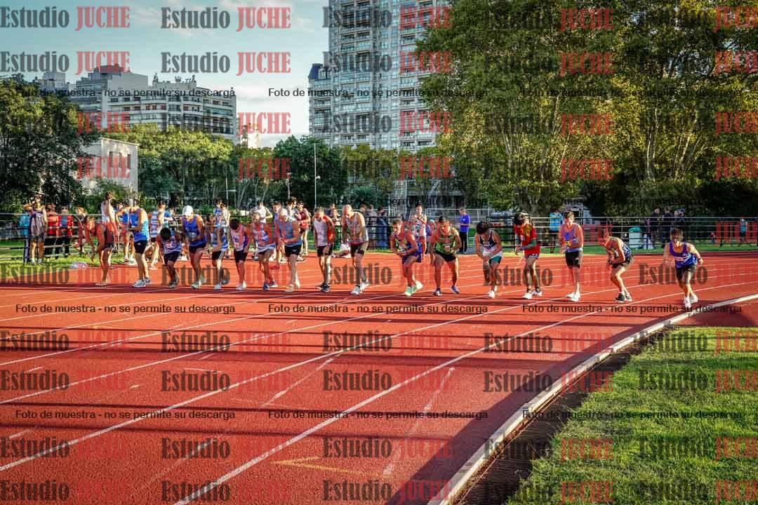 Fotos de los 1500 m llanos de varones