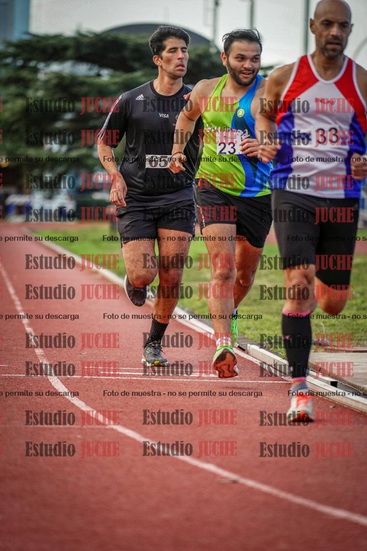 Fotos de los 3000 m llanos de varones