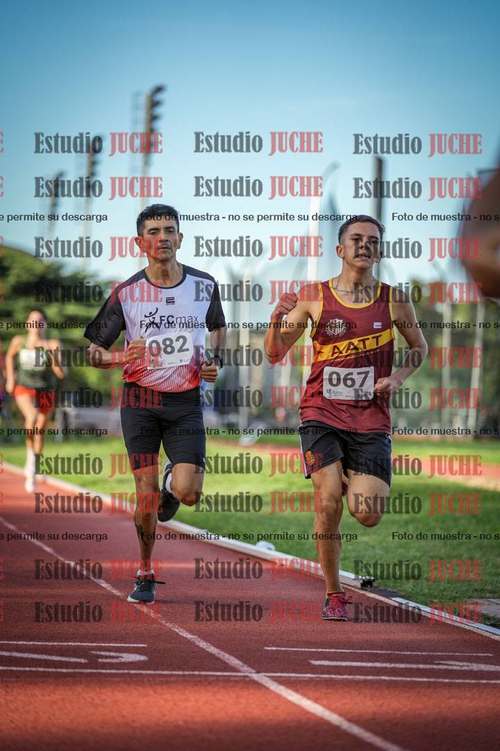 Fotos de los 1500 m llanos de varones