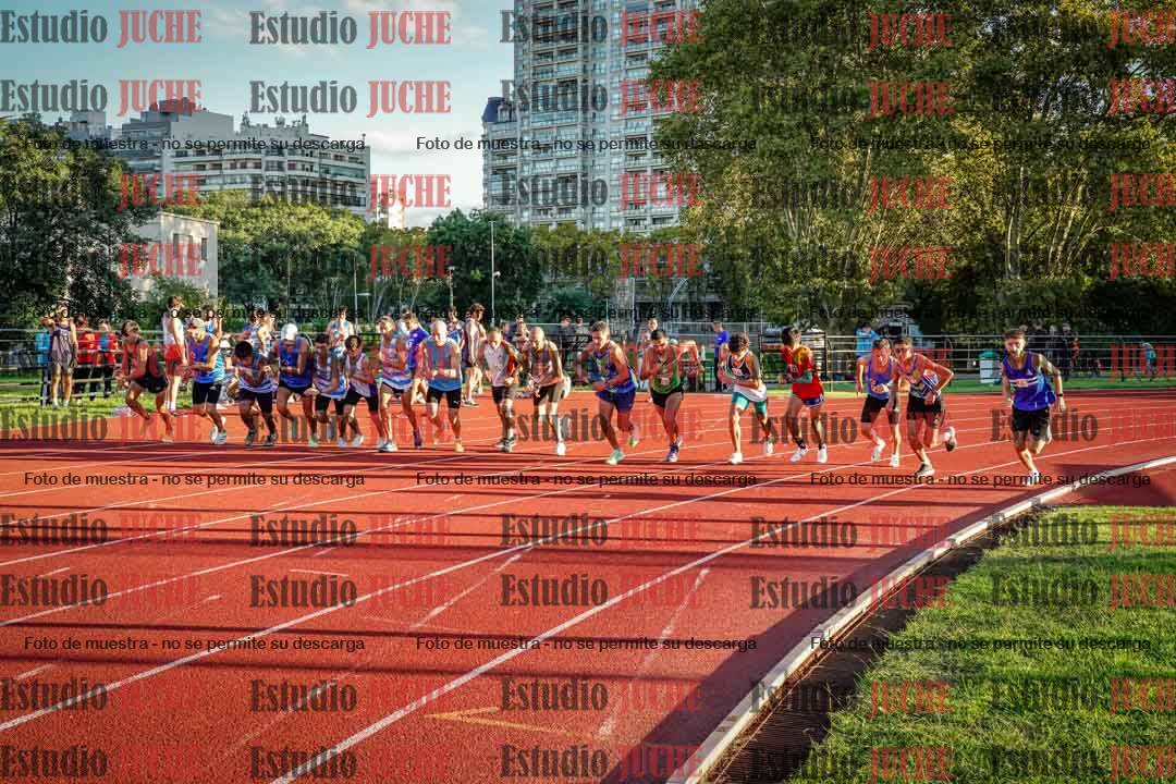 Fotos de los 1500 m llanos de varones
