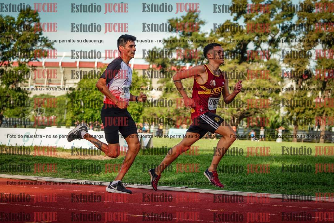 Fotos de los 1500 m llanos de varones