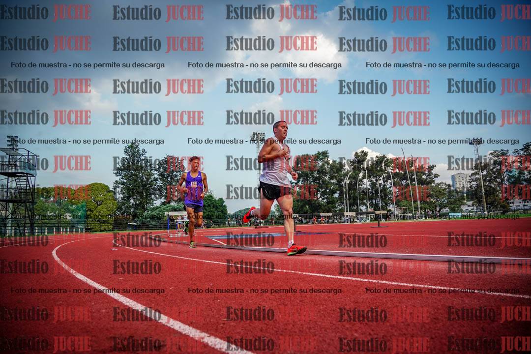 Fotos de los 3000 m llanos de varones
