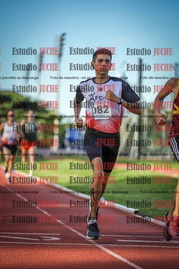 Fotos de los 1500 m llanos de varones