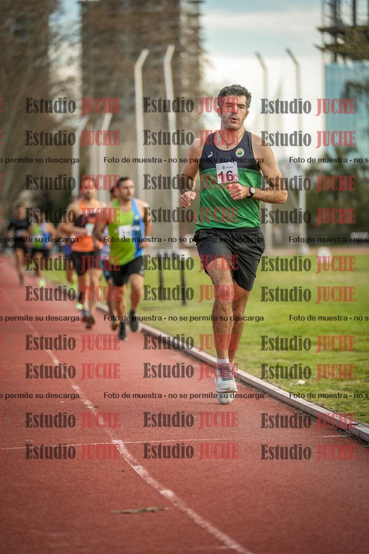 Fotos de los 3000 m llanos de varones