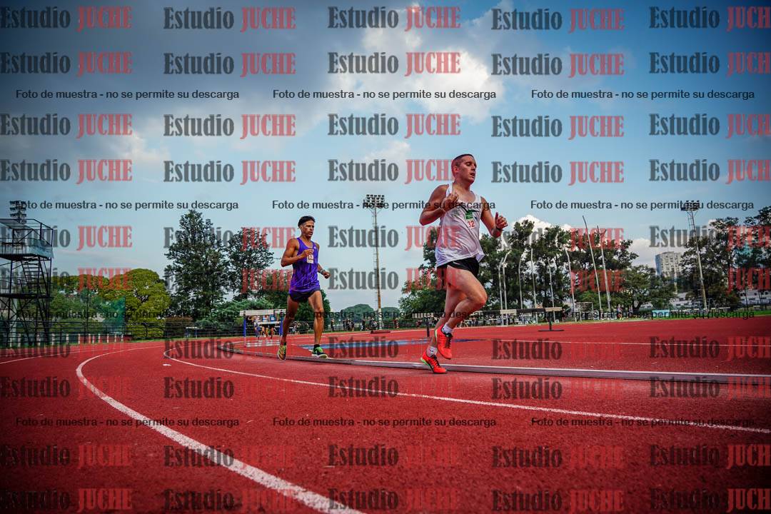 Fotos de los 3000 m llanos de varones