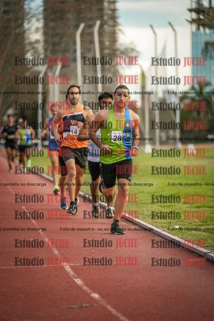 Fotos de los 3000 m llanos de varones