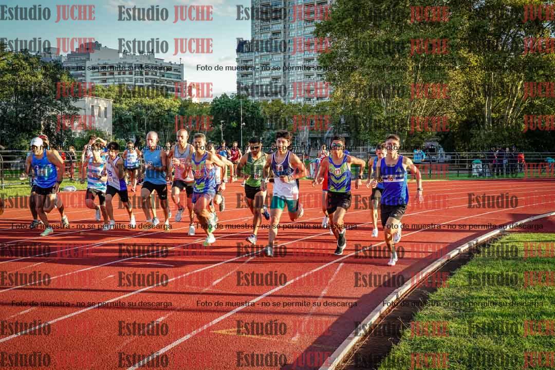 Fotos de los 1500 m llanos de varones