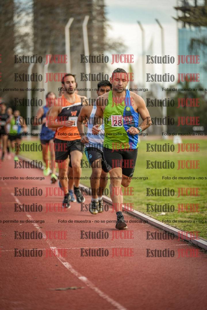Fotos de los 3000 m llanos de varones