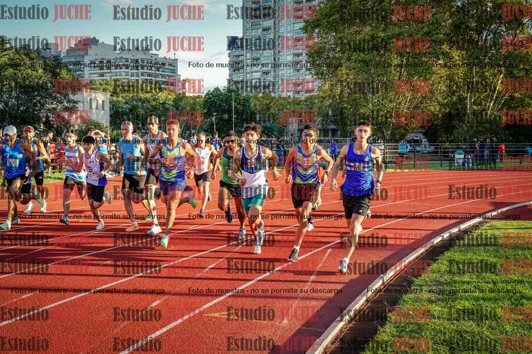 Fotos de los 1500 m llanos de varones