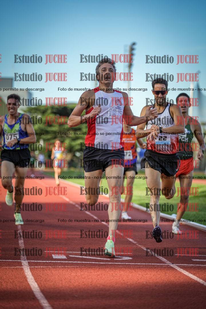 Fotos de los 1500 m llanos de varones