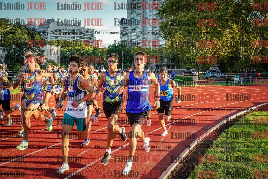 Fotos de los 1500 m llanos de varones