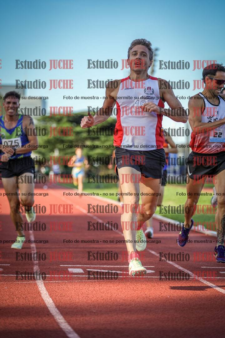 Fotos de los 1500 m llanos de varones