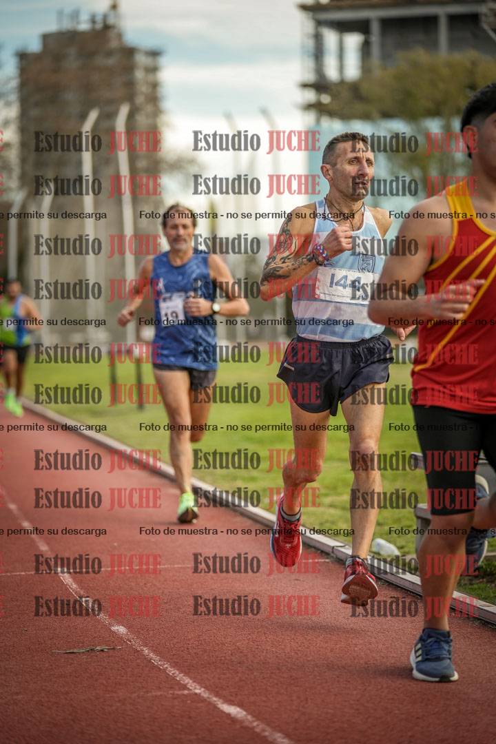 Fotos de los 3000 m llanos de varones