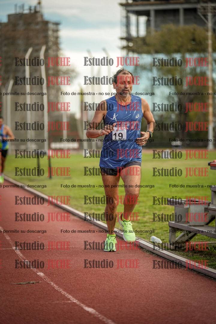Fotos de los 3000 m llanos de varones