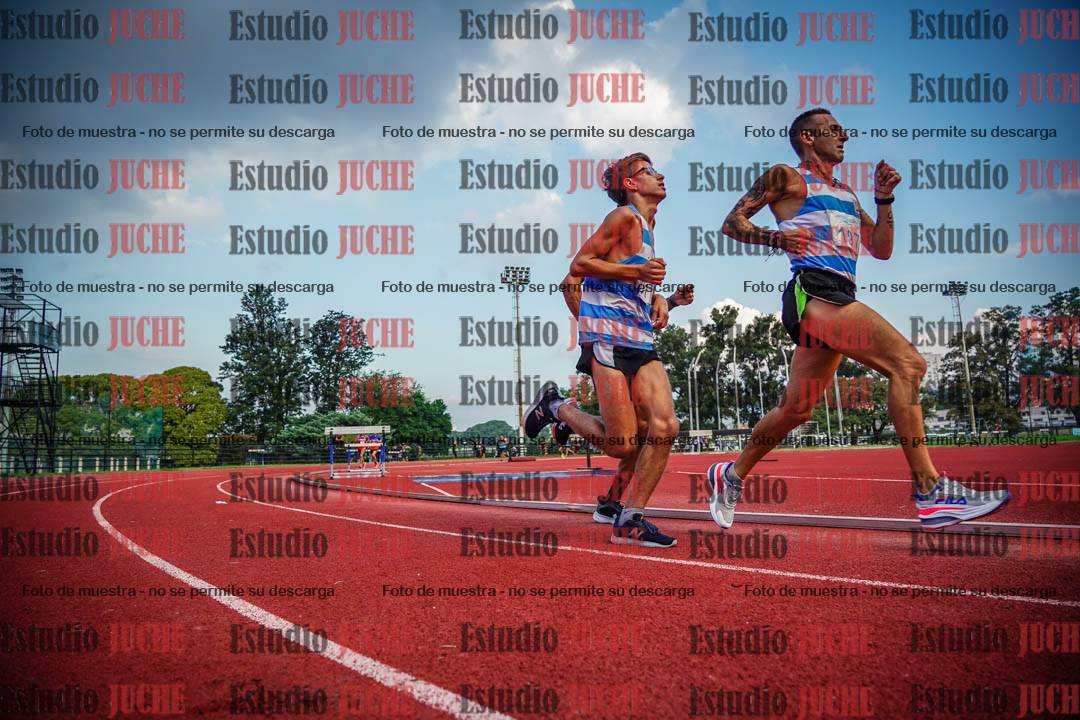 Fotos de los 3000 m llanos de varones
