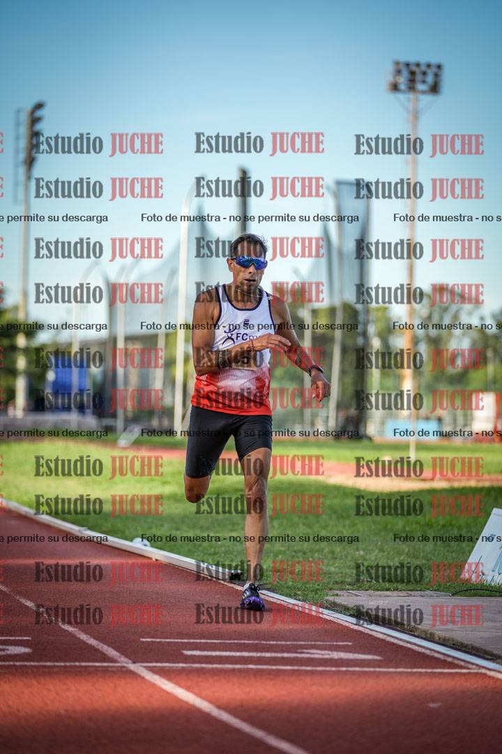 Fotos de los 1500 m llanos de varones