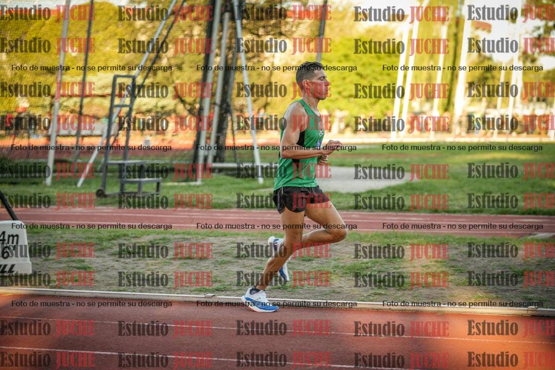 Fotos de los 3000 m llanos de varones