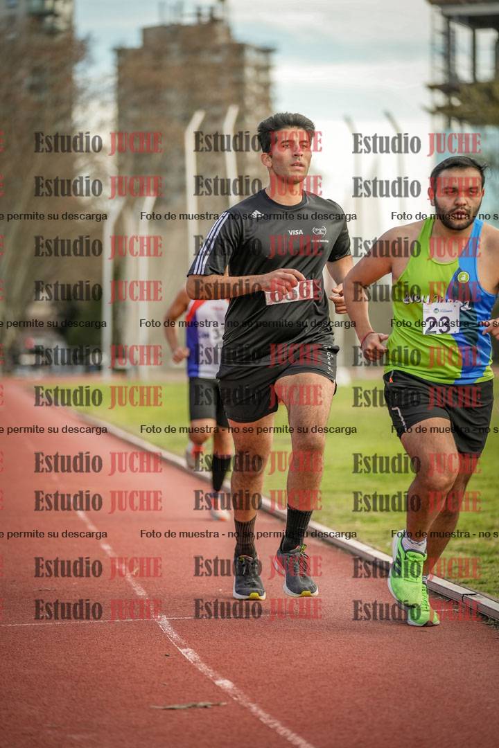 Fotos de los 3000 m llanos de varones