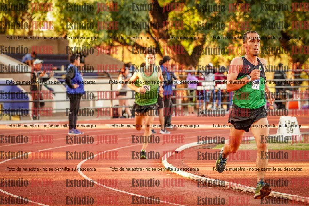 Fotos de los 3000 m llanos de varones