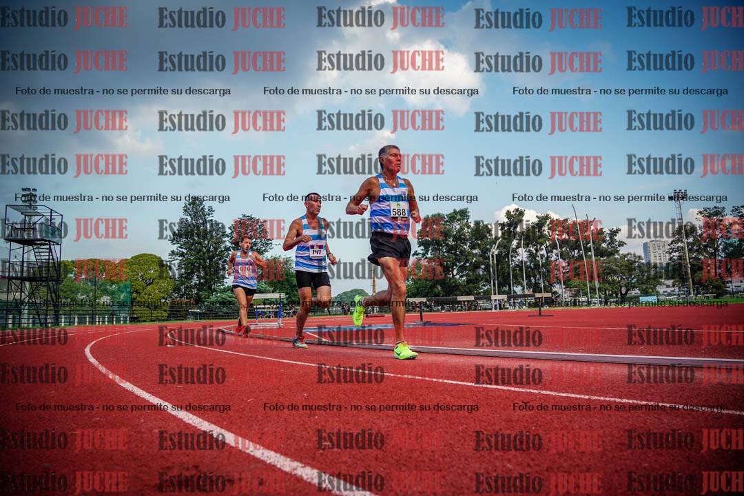 Fotos de los 3000 m llanos de varones