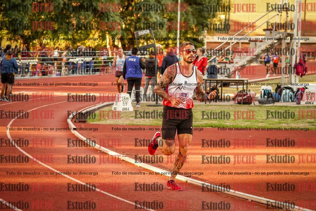 Fotos de los 3000 m llanos de varones