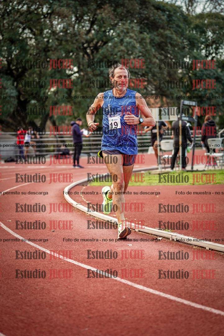 Fotos de los 3000 m llanos de varones
