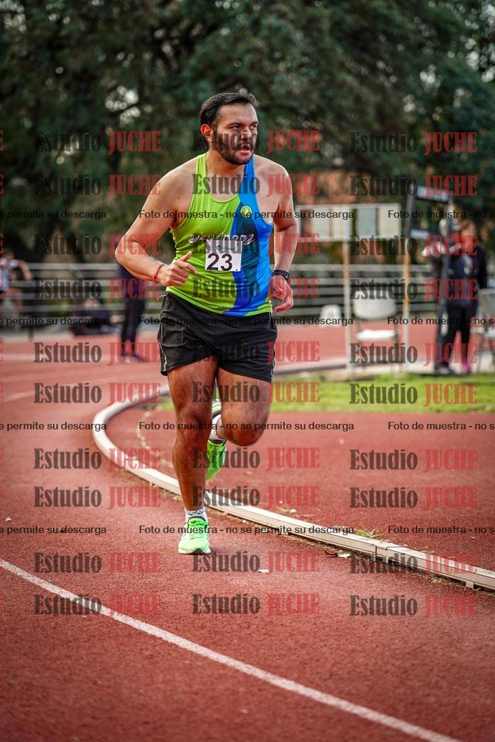 Fotos de los 3000 m llanos de varones