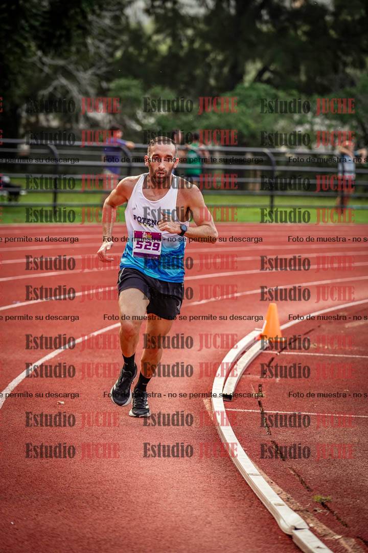 Fotos de los 3000 m llanos de varones