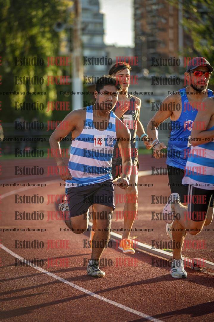 Fotos de los 1500 m llanos de varones