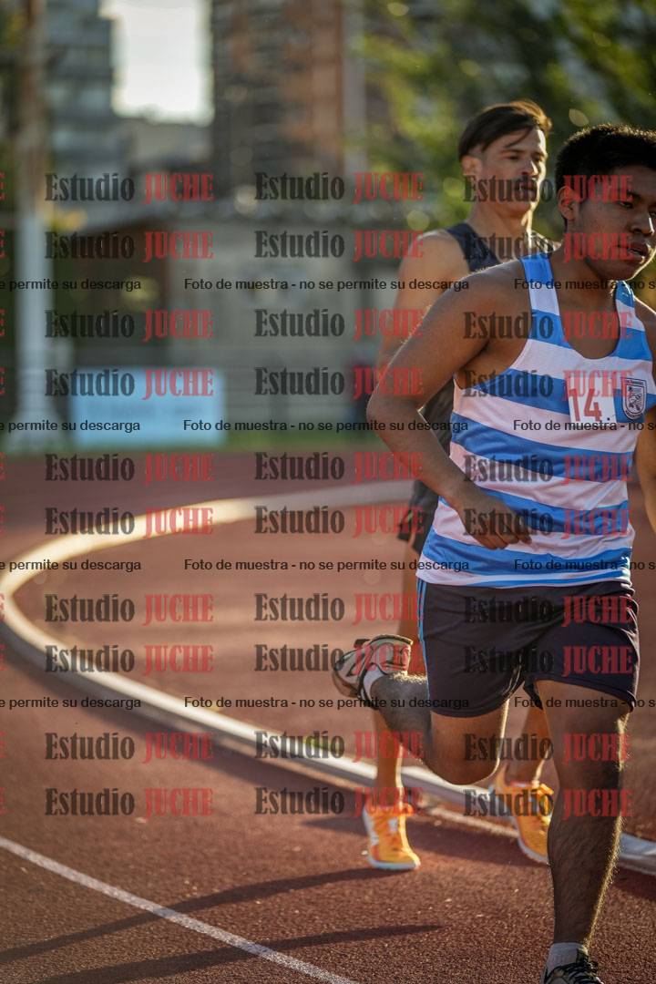 Fotos de los 1500 m llanos de varones