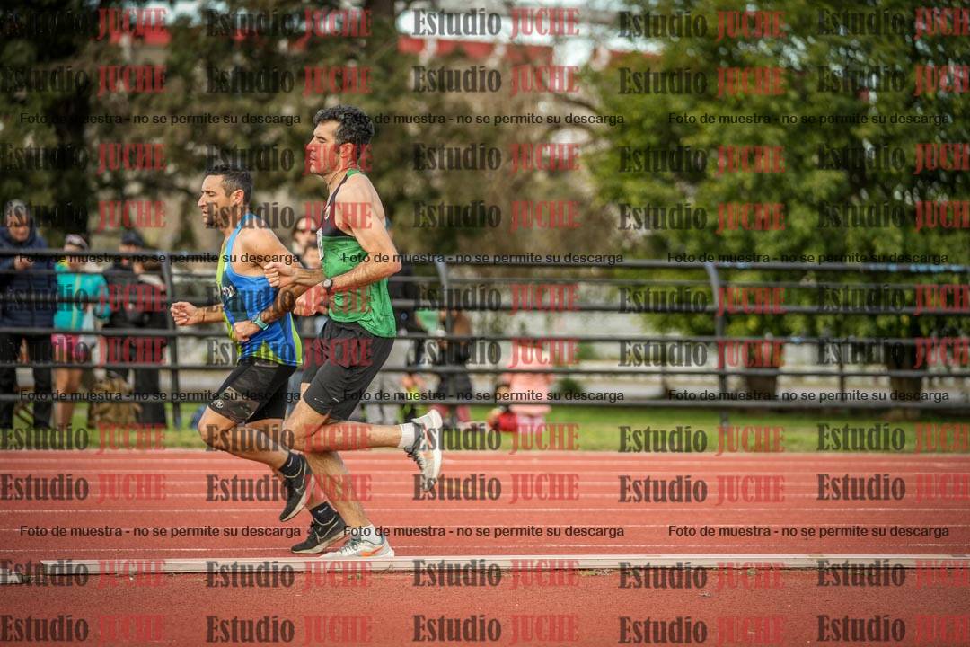 Fotos de los 3000 m llanos de varones