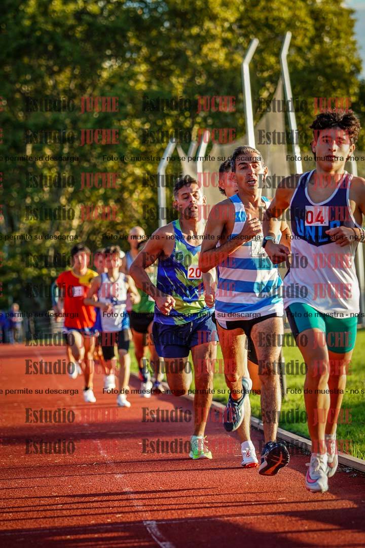 Fotos de los 1500 m llanos de varones