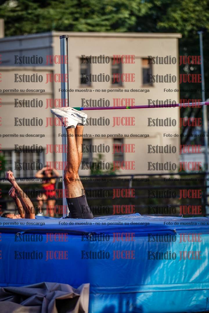 Fotos del salto en alto de varones - decatlón 4