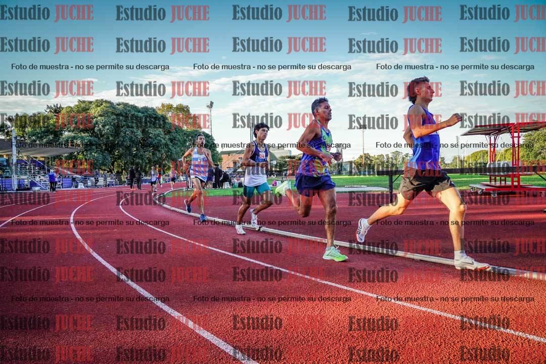 Fotos de los 1500 m llanos de varones