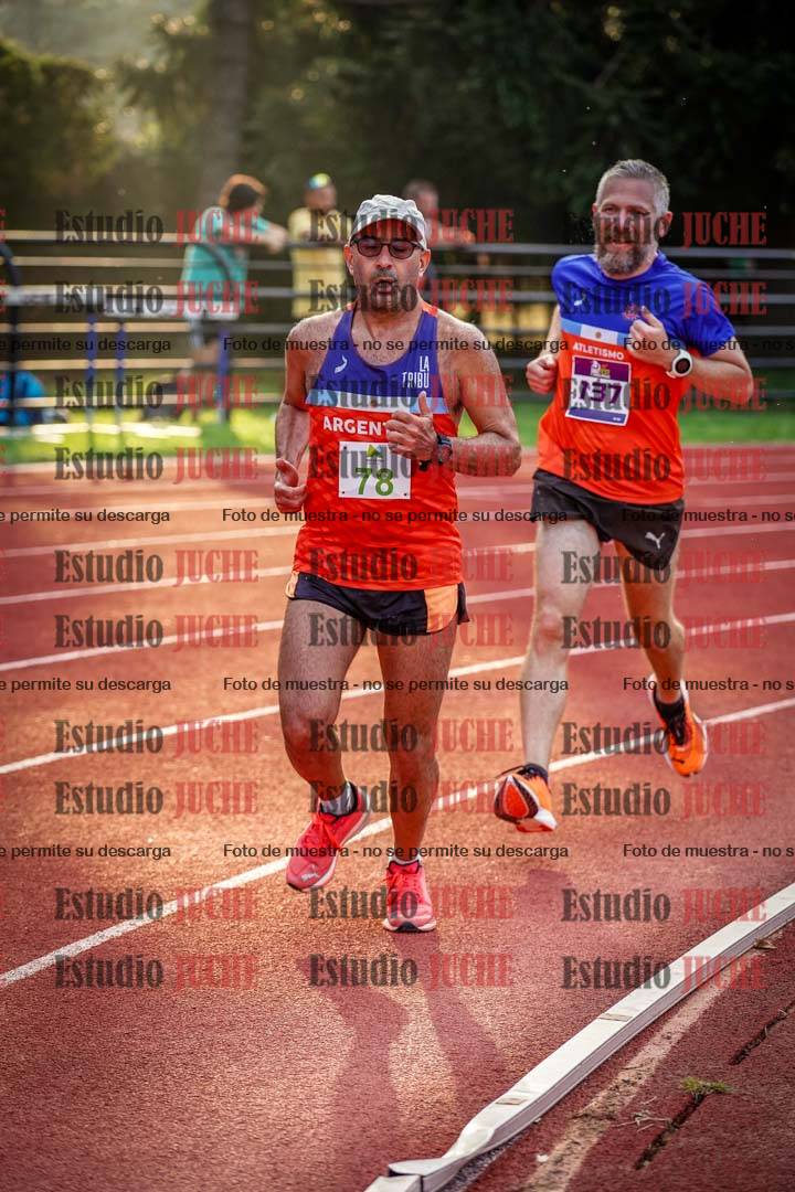 Fotos de los 3000 m llanos de varones